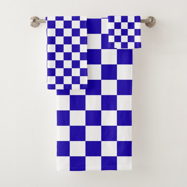 Deep blue chequered  bath towel set (Insitu)