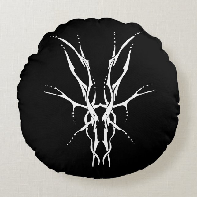 Deer Skull Tribal Design for deer Hunters white Round Pillow (Front)