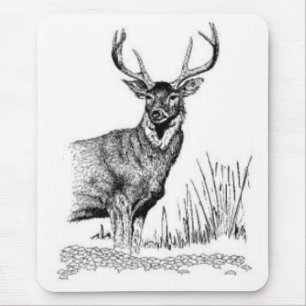 Deer standing mouse pad