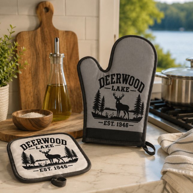 Deerwood 1946 Lake Life Oven Mitt & Pot Holder Set (Creator Uploaded)