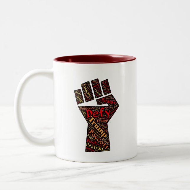 DEFY TRUMP FIST DEUX TONNES CAFÉ MUG (Gauche)