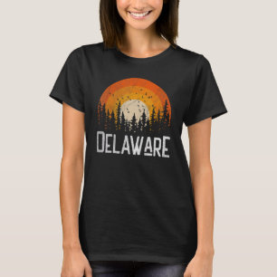 Delaware  Retro Style Vintage 70s 80s 90s Home T-Shirt
