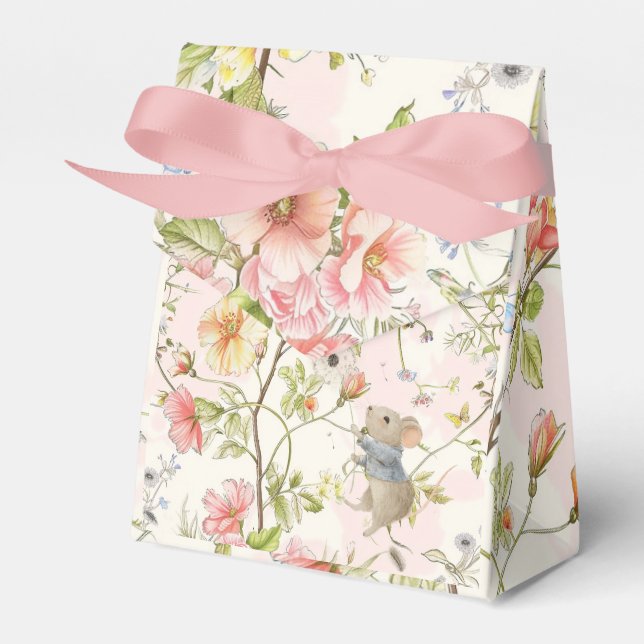 delicate flowers and leaves in Chinese style Favor Box (Front Side)