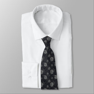 Delicate Pattern White Flower Lace Tie