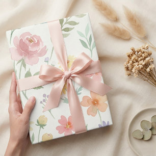 Delicate Watercolor Floral Seamless Pattern – Soft Wrapping Paper
