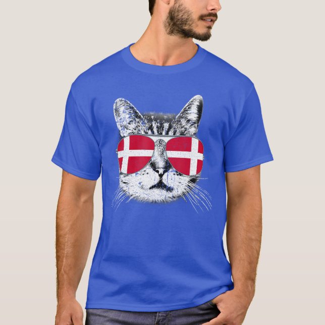 Denmark Flag Danish Cat Sunglasses Funny Men Women T-Shirt (Front)