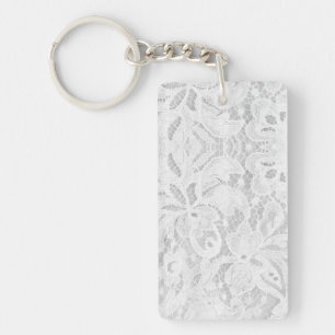 Dentelle blanche tombante