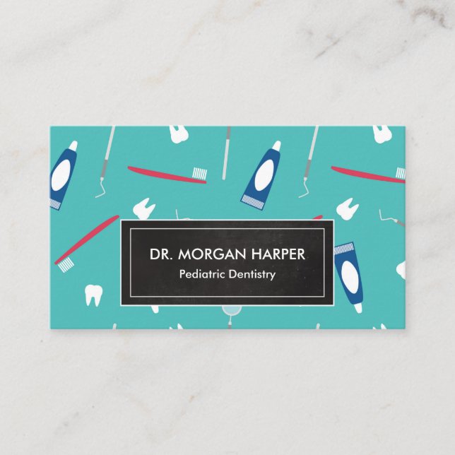 Dentist Tools Pattern | Pediatric Dentistry Business Card (Front)