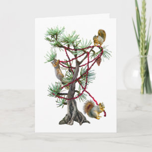 Des écureuils décorent la carte des sapins de Noël