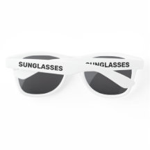 Des lunettes de soleil qui disent lunettes de sole