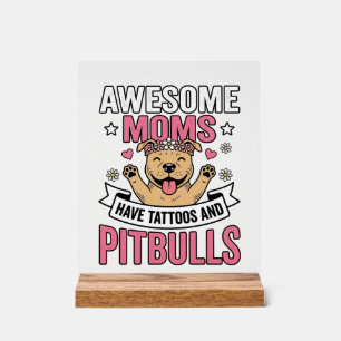 Des mamans géniales ont des tatouages et des Pitbu
