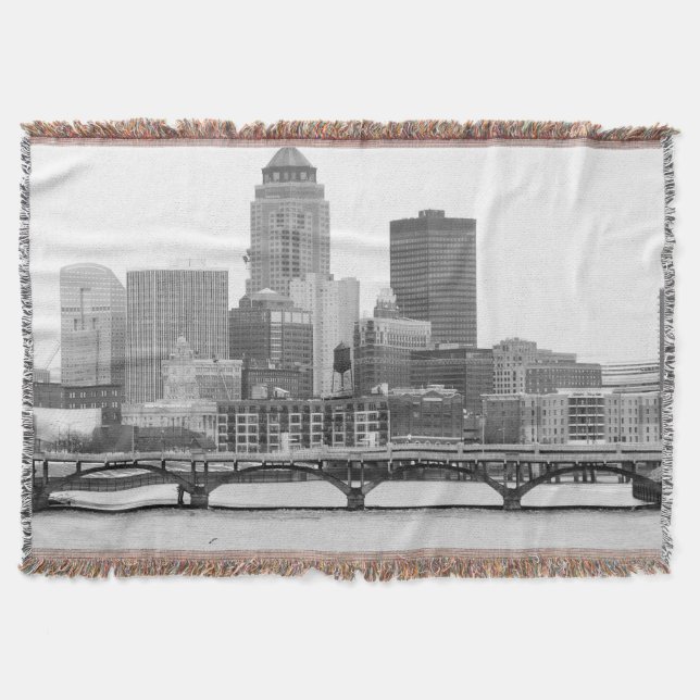 Des Moines in B&W Throw Blanket (Front)