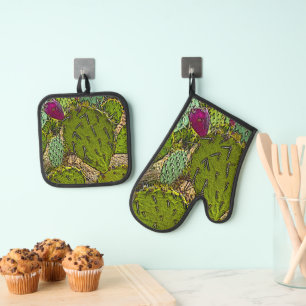 Desert Botanical Prickly Peart Cactus  Oven Mitt & Pot Holder Set