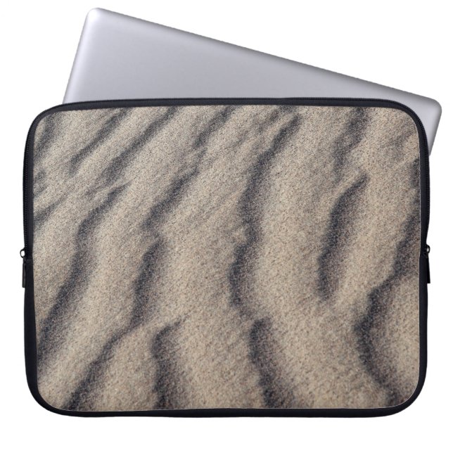 Desert sand ripples laptop sleeve (Front)