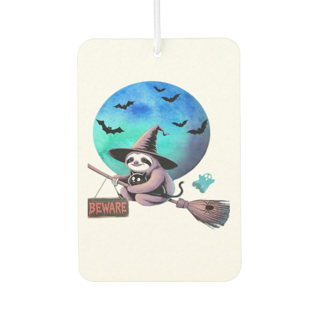 Désodorisant Pour Voiture Beware Cute Witch Sloth Flying on Broom Halloween  (Devant)