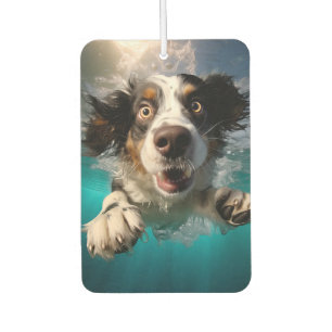 Désodorisant Pour Voiture Chien Excité Nageant Sous L'eau Design