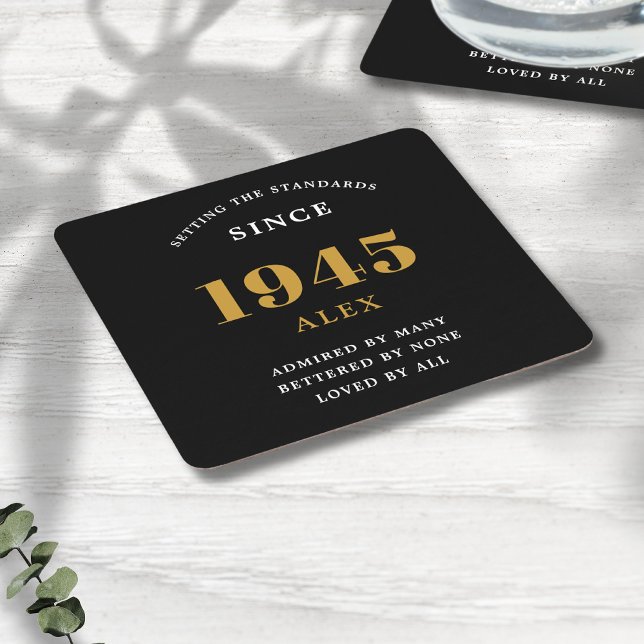 Dessous-de-verre Carré En Papier 80e anniversaire Nom 1945 Black Gold Elegant Chic (80th birthday personalized paper coaster)