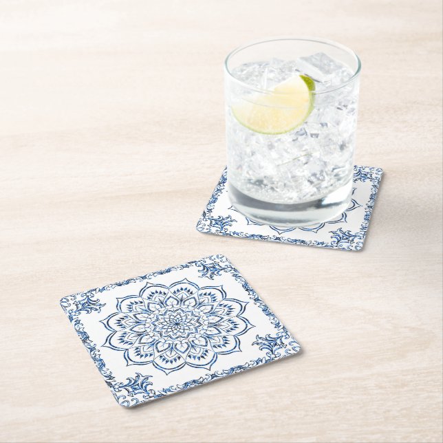 Dessous-de-verre Carré En Papier Elégant bleu métallique Mandala (En situation)