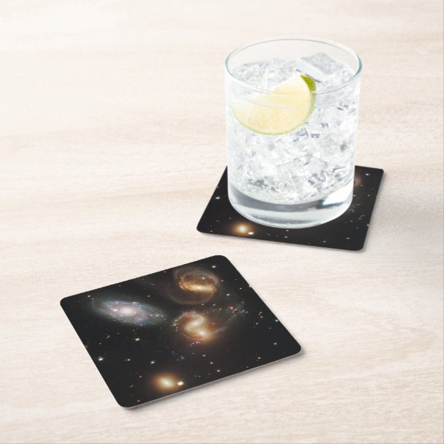 Dessous-de-verre Carré En Papier La quintette de Stephan : Une épave galaxie galact (En situation)