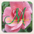 Monogramme rose humide