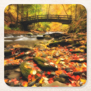 Dessous-de-verre Carré En Papier Pont en bois et crique dans l'automne