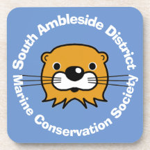 Conservation marine avec tête de loutre.