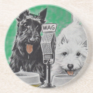 Dessous De Verre En Grès Chiens écossais Blackie et Whitie à la radio
