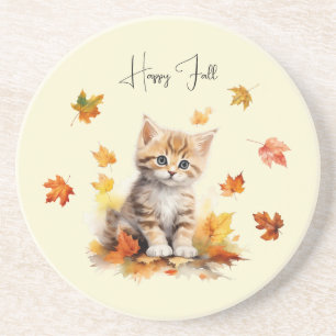Dessous De Verre En Grès Cute Orange Tabby Kitten dans les feuilles d'autom