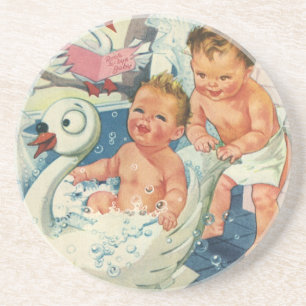 Dessous De Verre En Grès Enfants vintage jouant avec des bulles dans une ba