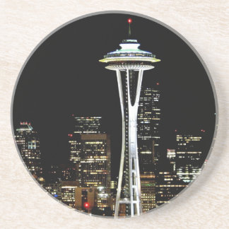 Dessous De Verre En Grès Horizon de Seattle la nuit, avec l'aiguille de