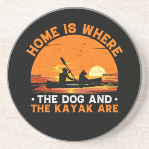 Dessous De Verre En Grès La maison est où sont les chiens et les kayaks
