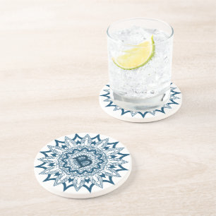 Dessous De Verre En Grès monogramme bleu marine sur mandala blanc
