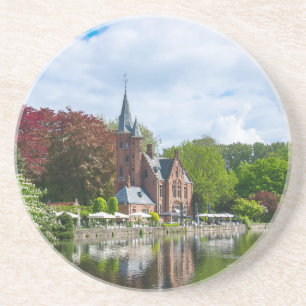 Dessous De Verre En Grès Petit château près du lac à Bruges, Belgique