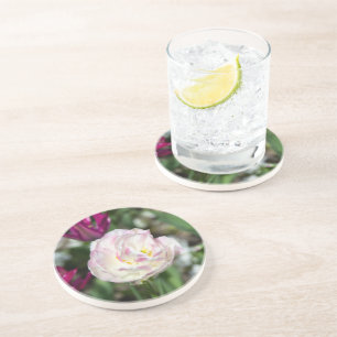 Dessous De Verre En Grès Tulipes rose vif par jour ensoleillé