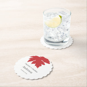 Dessous-de-verre En Papier Bright Red Automne Maple Leaf Fête de mariage