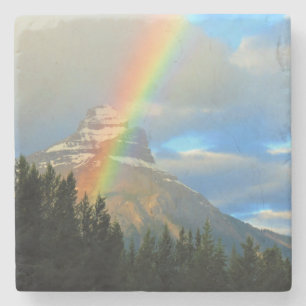 Dessous-de-verre En Pierre Arc-en-ciel et nuages orageux sur une montagne enn