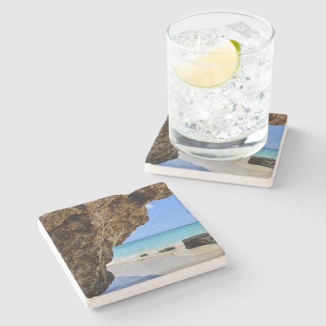 Dessous-de-verre En Pierre Côte tropicale de plage avec un Big Rock (Côté)