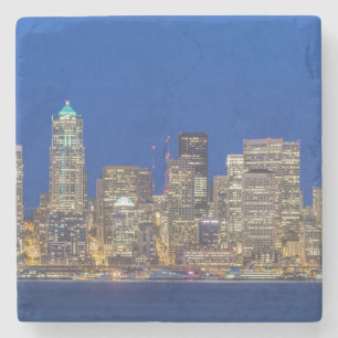 Dessous-de-verre En Pierre Front de mer et skyline du centre-ville au crépusc