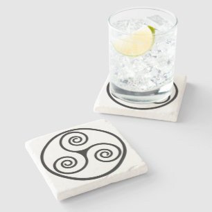 Dessous-de-verre En Pierre Image antique d'un Triskelion