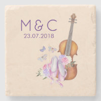 Mariage de violon, chaussures de ballet et papillo