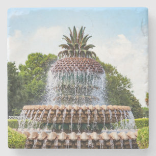 Dessous-de-verre En Pierre Pineapple Fountain in Charleston, SC