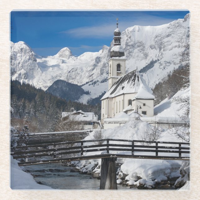 Dessous-de-verre En Verre Église dans la neige avec les Alpes (Devant)