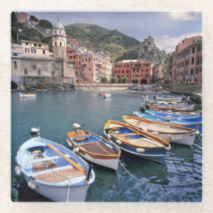 Dessous-de-verre En Verre Europe, Italie, Vernazza. Bateaux aux couleurs viv