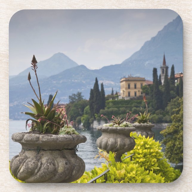 Dessous-de-verre Italie, province de Lecco, Varenna. Villa Monaster (Devant)