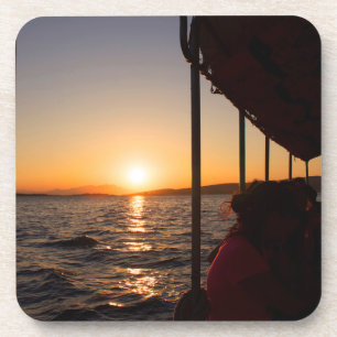 Dessous-de-verre Mode de vie égéen en bateau au coucher du soleil e