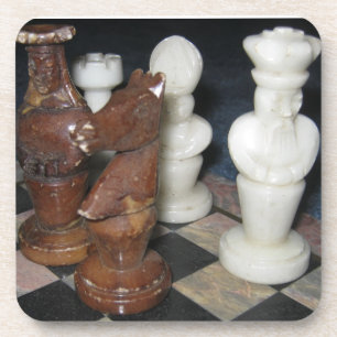 Dessous-de-verre Pièces d'échecs en marbre