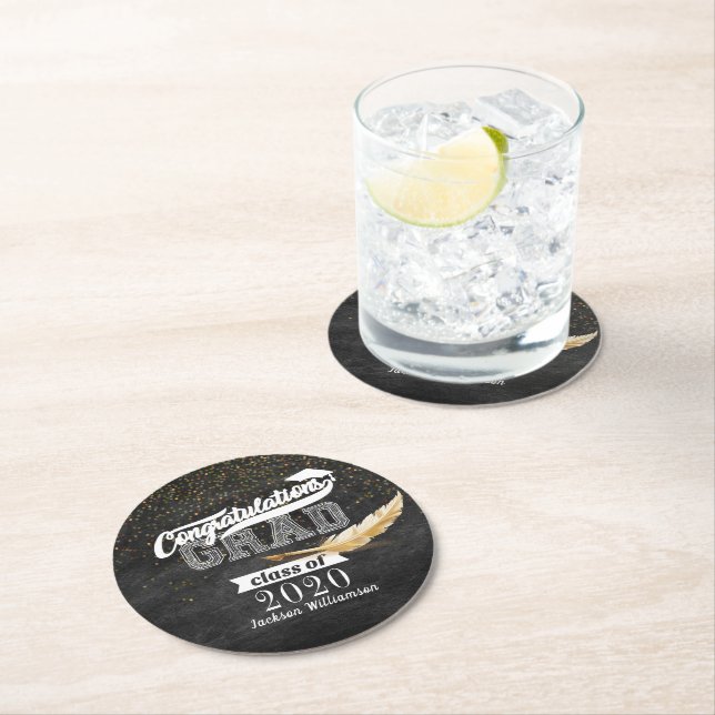 Dessous-de-verre Rond En Papier Graduation Party Retro Chalkboard Personnalisé (En situation)