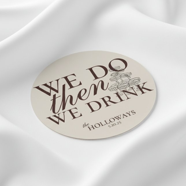 Dessous-de-verre Rond En Papier Mariage moderne de style marron personnalisé avec  (These Modern Mousse Brown Wedding Coasters bring a refined, minimalist touch to your reception!)