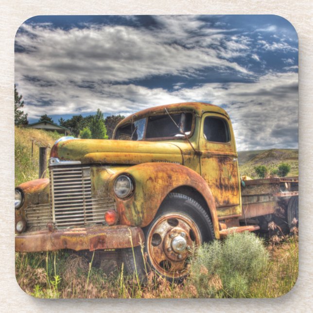 Dessous-de-verre Vieux camion abandonné dans le domaine (Devant)