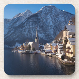 Dessous-de-verre Ville de Hallstatt dans la neige en hiver